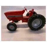 International toy Tractor, steering wheel turns