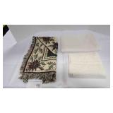 Mistletoe Kiss Handloomed Rug, 22" X 36",