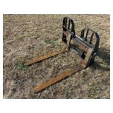Bobcat Skid steer Pallet Forks