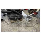 3 Metal wire shelves