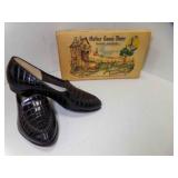 1954 NEW Old Stock Mother Goose Black Leather