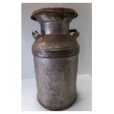 OLD Metal 5 Gallon Milk or Cream Can - Patina
