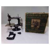 Vintage Singer Model 20 Toy Sewing Machine