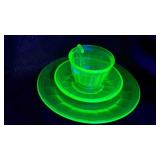 Vintage Federal Colonial Fluted dinner plates