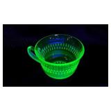 6 Vintage Anchor Hocking Roulette Vaseline teacups