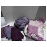 queen purple sheet set w/2 pillow cases by