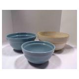 Vintage crock mixing bowl; 2 unbranded blue mixing