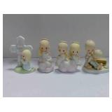 4 Precious Moments figurines & 1 music