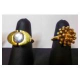 Vintage AVON Gold Tone Band w/Round Sliver Tone