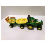 Tomy John Deere Tractor & farm carts