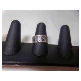 Vintage Uncas Sterling Silver Ring Band Features