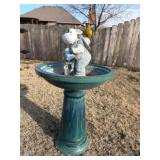 BIRD BATH AND METAL YARD Dï¿½COR