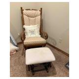 WOOD GLIDER W/OTTOMAN