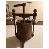 VINTAGE LARD PRESS