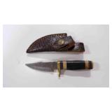 Damascus steel hunting knife with sheath