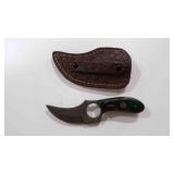 Damascus steel skinner knife with sheath