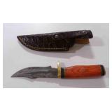 Damascus steel hunting knife with sheath
