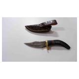 Damascus steel skinner knife with sheath