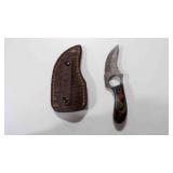 Damascus steel finger-hole skinner knife w/sheath