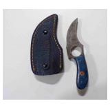 Damascus steel finger-hole skinner knife w/sheath