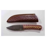 Damascus steel hunting knife with sheath