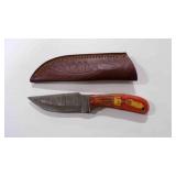 Damascus steel hunting knife with sheath