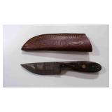 Damascus steel hunting knife with sheath