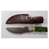 Damascus steel hunting knife with sheath
