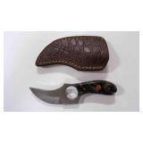 Damascus steel skinner knife with sheath