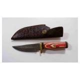 Damascus steel hunting knife with sheath