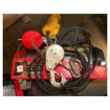 Electric hoist 650lb