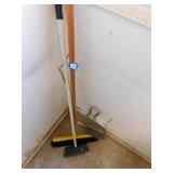 Brooms, Dustpan
