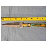 Dagger blade knife w/wood handle. Damascus steel.