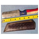 Sheepsfoot blade w/jimping on spine.