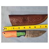 Straight blade knife w/jimping on spine.