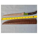 Straight blade knife w/composite/wood handle.