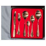 Flatware cutlery set. 6 place setting.