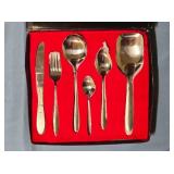 Flatware cutlery set. 6 place setting.