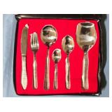 Flatware cutlery set. 6 place setting.