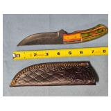 Straight blade knife. Damascus steel.