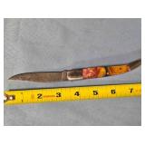 Folding pocket knife. Damascus steel.