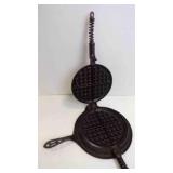 Vintage Griswold No. 8 Cast Iron Waffle Iron