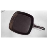 Vintage Seasoned Square Wagner Cast Iron Skillet