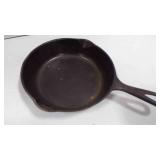 Vintage 8" Seasoned Wagner No.5 Cast Iron Skillet