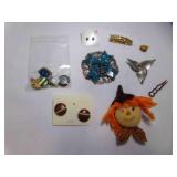 Vintage 3 Leaf & Rhinestone Brooch - Gold Tone