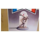 NEW OLD Stock Artist Robert Chad 1996 Figurine