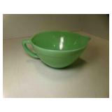 Vintage Fire-King Jadeite Batter Bowl w/Pour