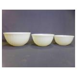 3 Vintage Fire-King Milk Glass Nesting Bowls