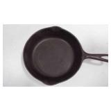 Vintage 8" Seasoned Wagner No.5 Cast Iron Skillet