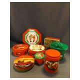 6 Metal Tins with Christmas Dï¿½cor - One Riley